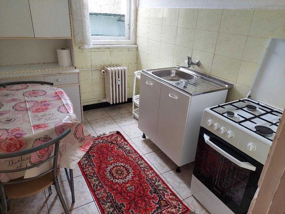 Închiriez apartament 2 camere