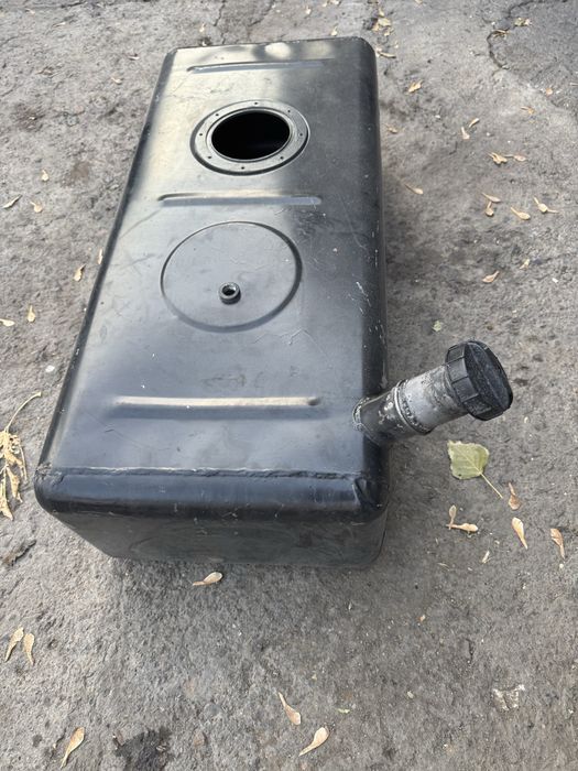 Продам топливный бак 80л Газель
