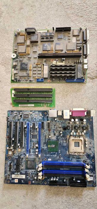 Б/У Платы от электронных устройств. продаю в килограммах.