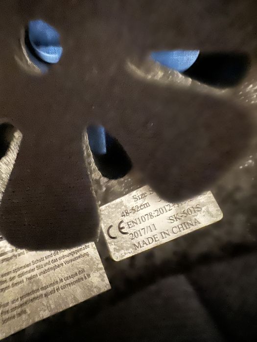 Продам детский шлем р-р S