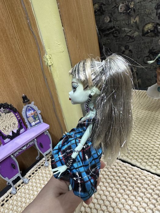 Продам куклу монстр хай!