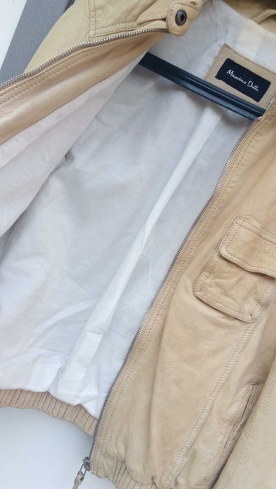 '' Massimo Dutti''оригинално дамско кожено яке М размер