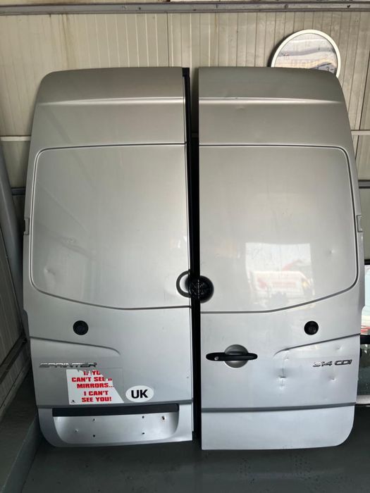Portiere spate /Usi Argintiu Spate Mercedes Sprinter 906 după 2006