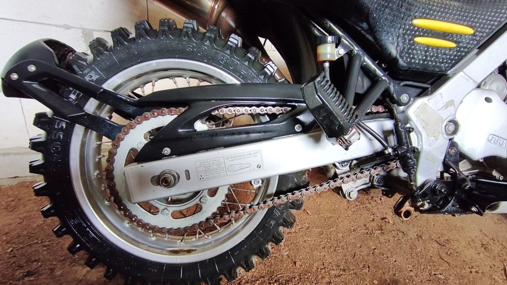 Vând  Motocicleta BMW f650 GS