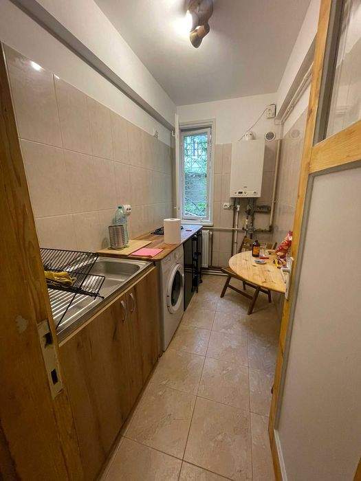 De inchiriat - Apartament cu 2 camere + boxa - Calea Calarasilor