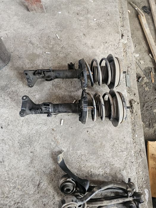 Fuzeta st dr etrier brat amortizor Mercedes CLK 2.7