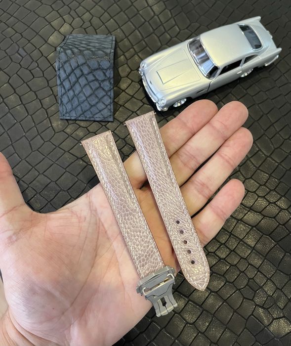 Superba curea pentru ceas din piele de strut handmade