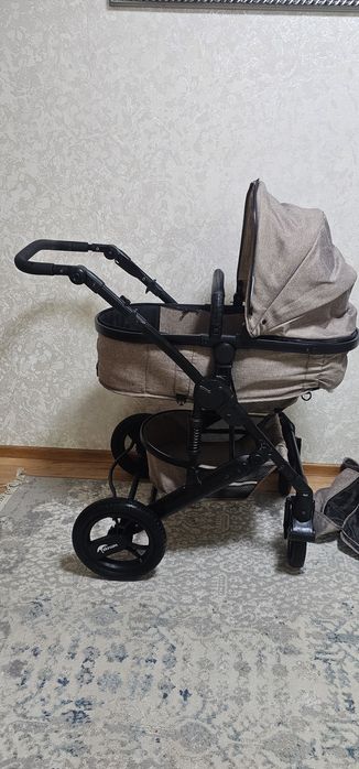 Продам детскую коляску