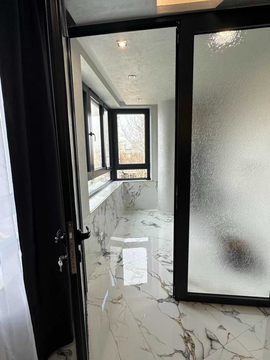 Дава се под наем Двустаен апартамент в Бургас, Лазур - 75 кв.м за 2142 € - Снимка #6