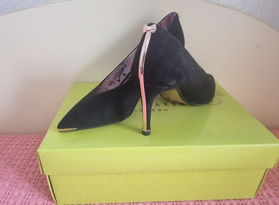 Обувки Ted Baker