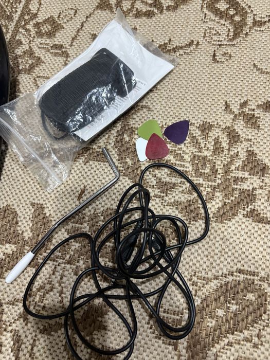 Продам электрогитару