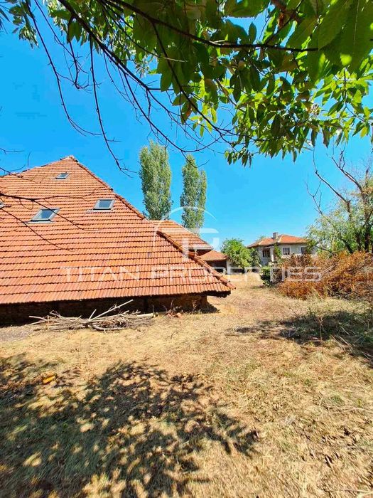 Атрактивна къща  в село Цалапица