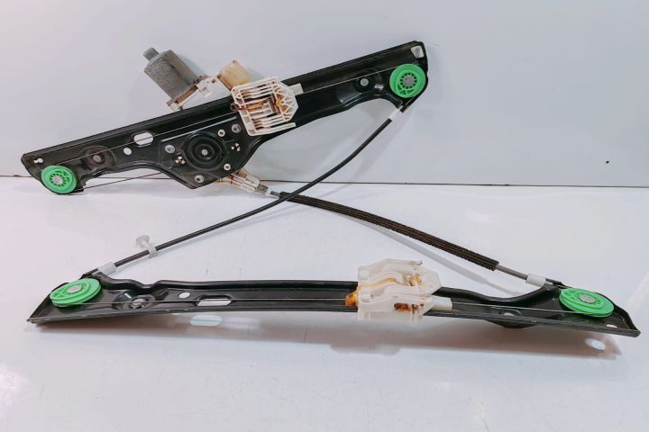 Macara  stanga fata cu motoras 7060265S / 7140587E BMW Seria 3 E90/E9