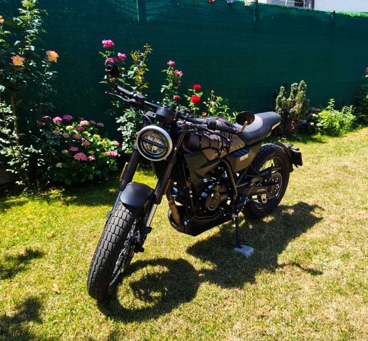 Brixton Crossfire 125