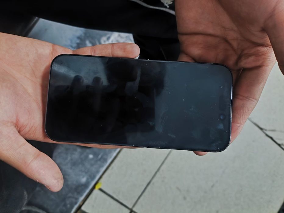 Продам iphone 15 pro