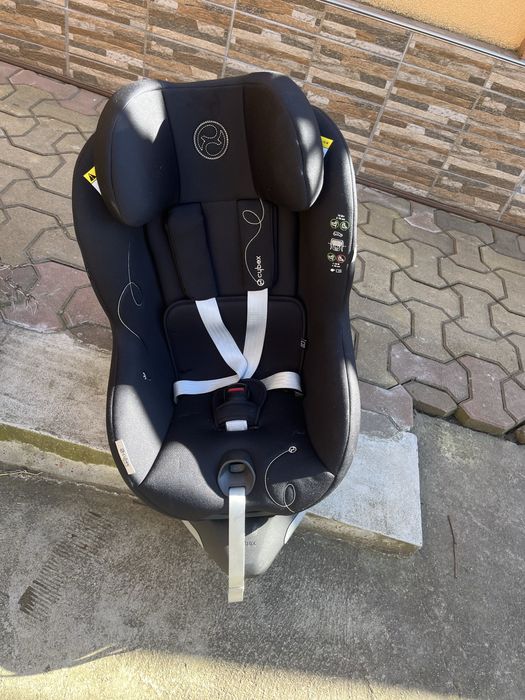 Детско столче за кола cubex