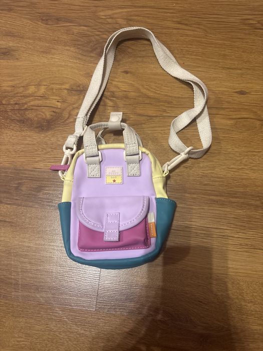 Детска чантичка на ЗАРА 10евро , малка е, чисто нова, не е използвана