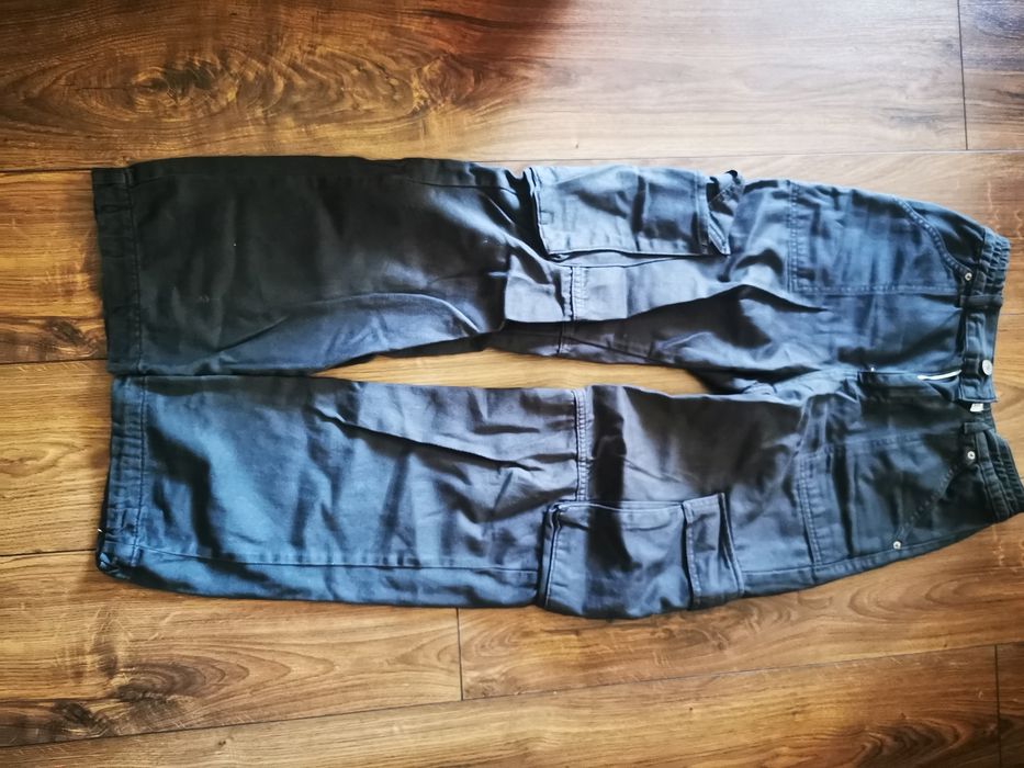 Близки, поли, дънки