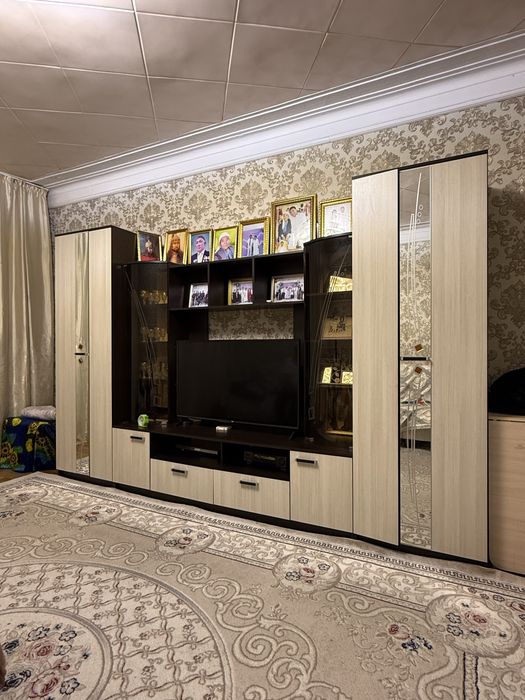 Продам стенку в идеальном состоянии