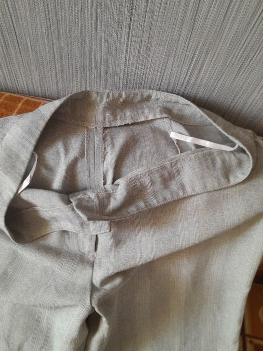 Женские брюки отдам за ванилин