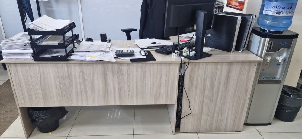 Б/у офисная мебель