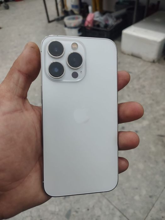 Iphone 13 pro silver  vand sau schimb