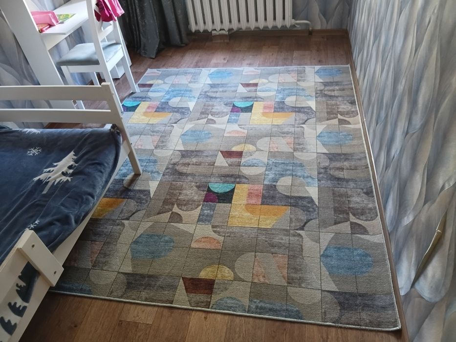 Продам красивый ковер