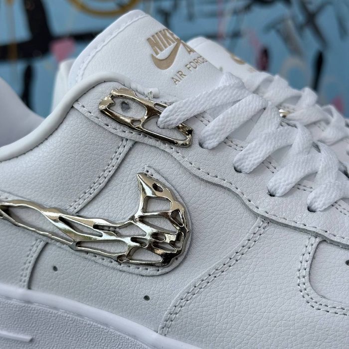Nike Air Force 1 metallic
