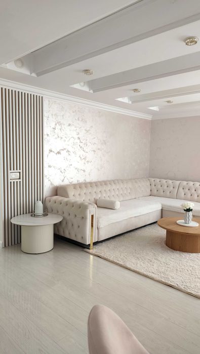 Coltar extensibil catifea cu inserții aurii