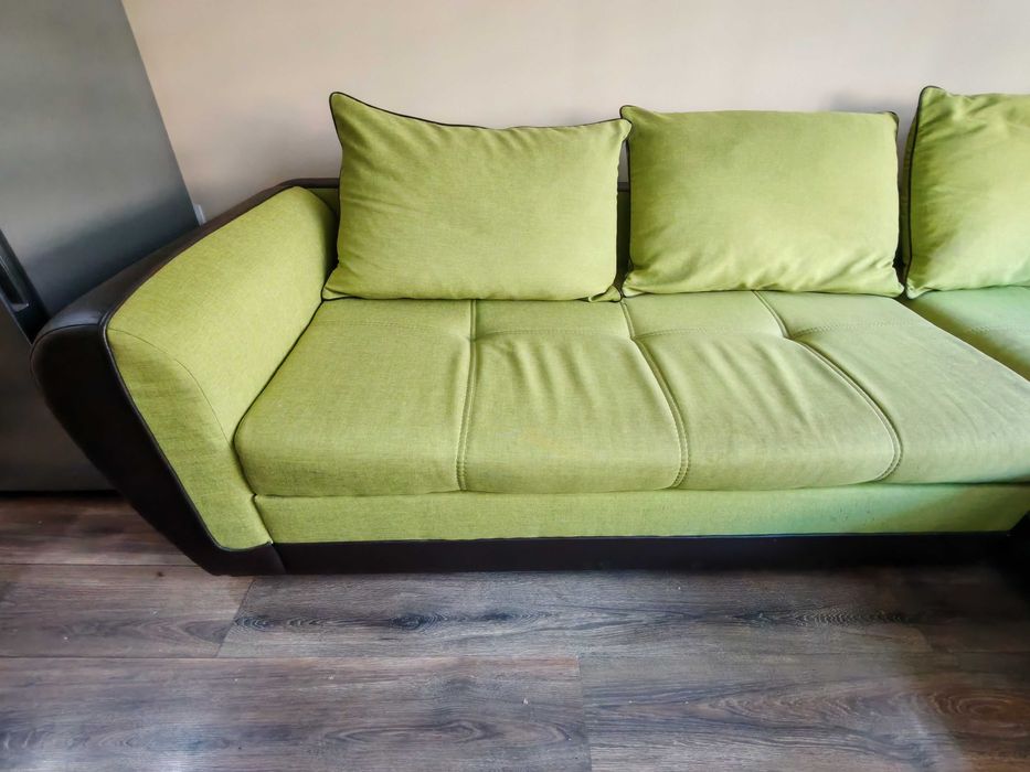 Ъглов разтегателен  диван