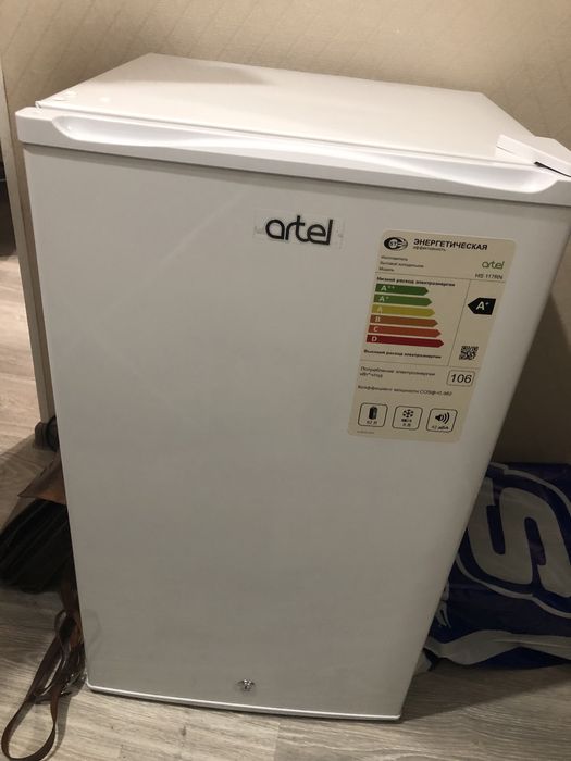 Холодильник Artel HS-&137 RM