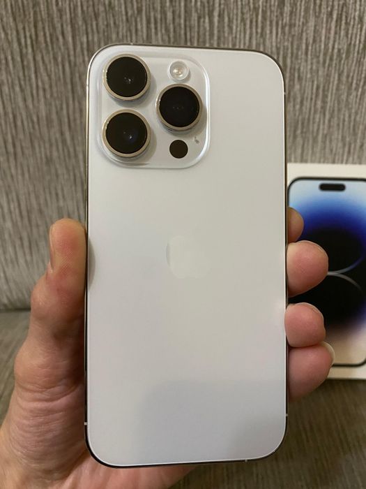 Айфон 14pro 256gb.