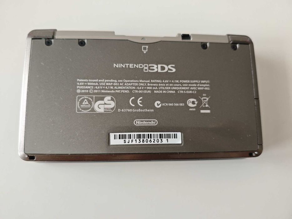 Nintendo 3DS - качени много игри