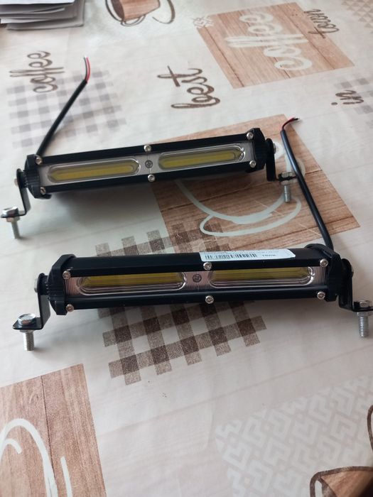 Комплект 2 бр универсални LED дневни светлини