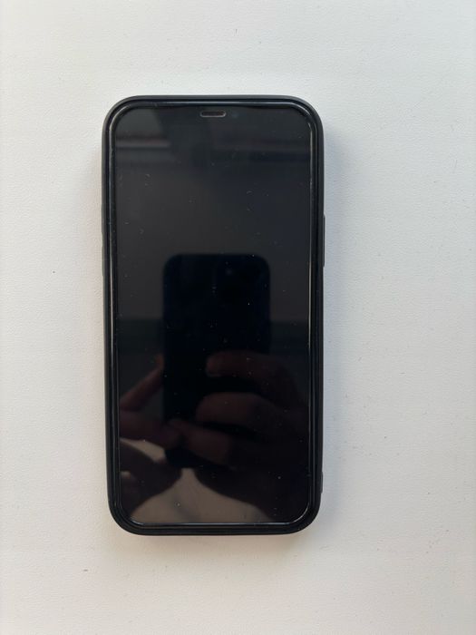 Продам Айфон 12 128гб