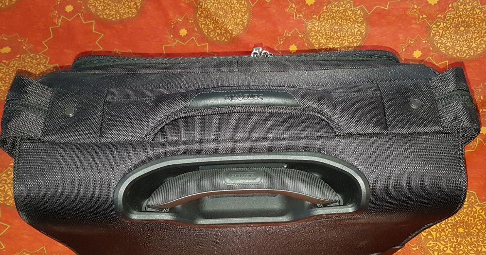 Самсоните / Самсонайт , Куфар , пътна чанта , куфар за ръчен багаж