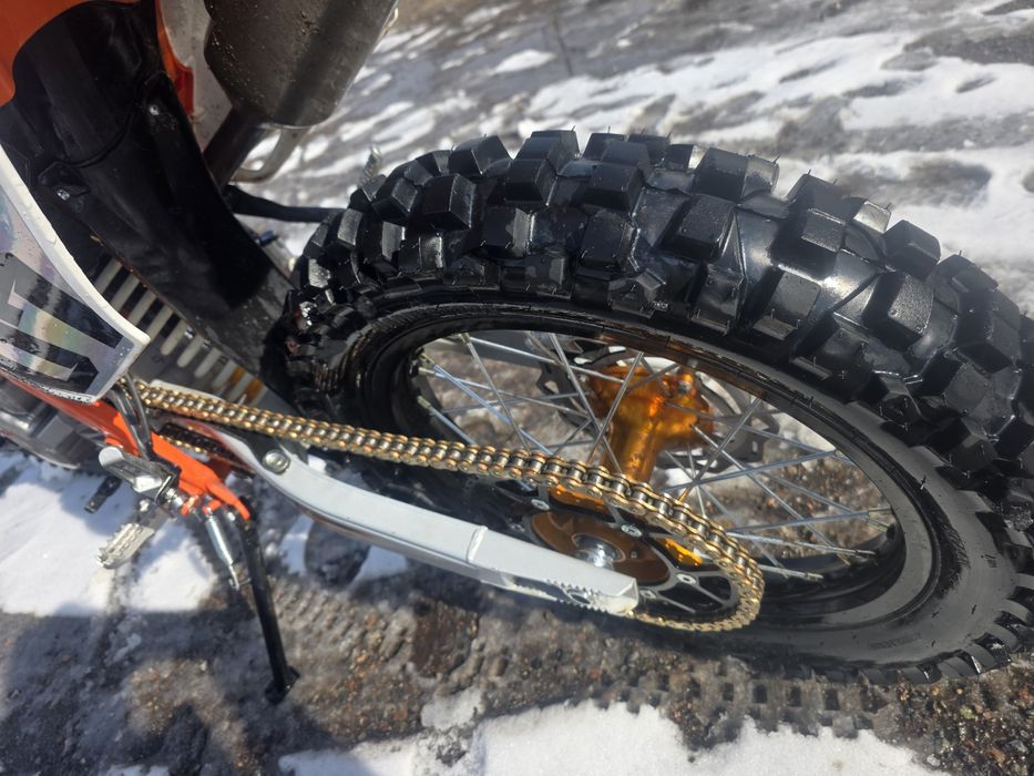 Продам мотоцикл BTM300