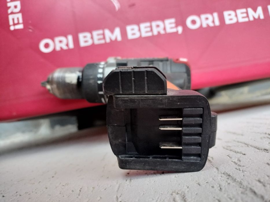 Bormasina Worx 20v ,profesională .Se vinde fără acumulator și încărcăt