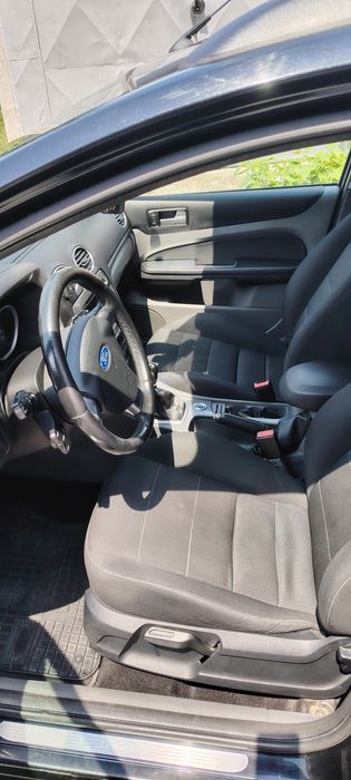 Vând  Ford Focus 2010
