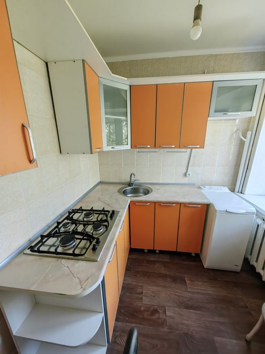 Квартира 1км на Попова-Маркова