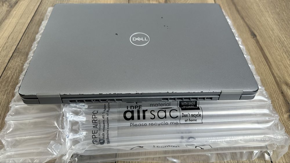 Лаптоп Dell Latitude 5320 FHD 13.3” Intel i5-1145G7 16GB RAM 256GB SSD