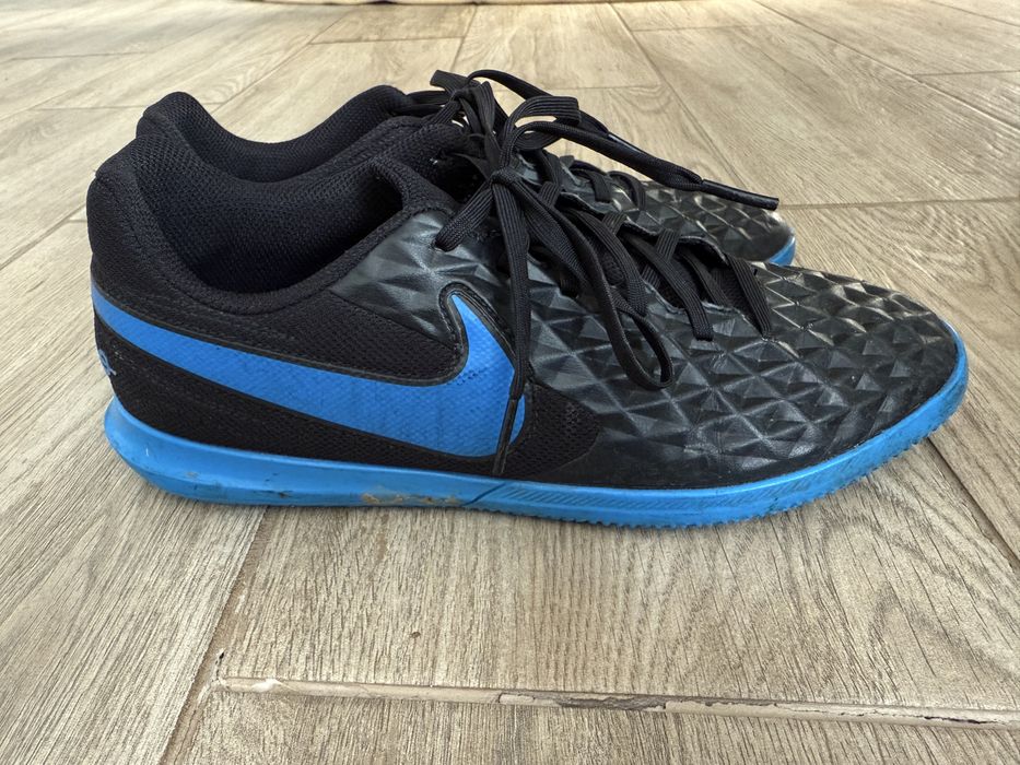 Ghete fotbal nike tiempo