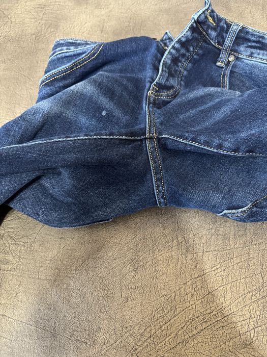 Детски дънки размер 32 в син и черен цвят