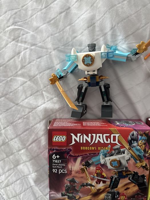 Lego ninjago : Kais Dragon mech battle pack, Zanes battle suit mech