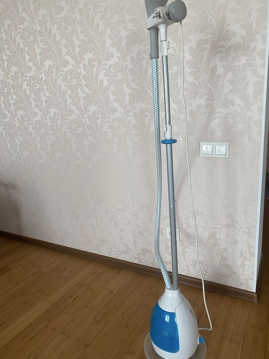 Продам отпариватель Philips