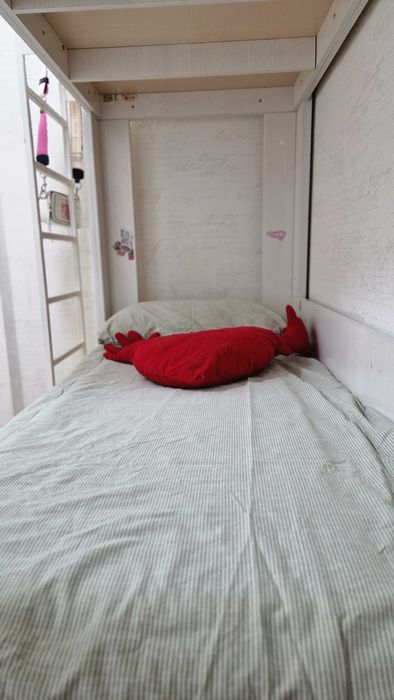 Продам двухярусную кровать