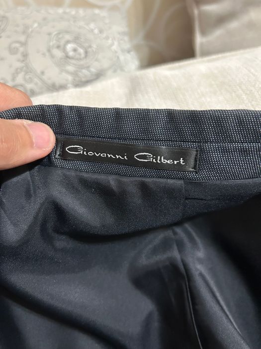Костюм двойка. Бренд- Giovanni Gilbert.