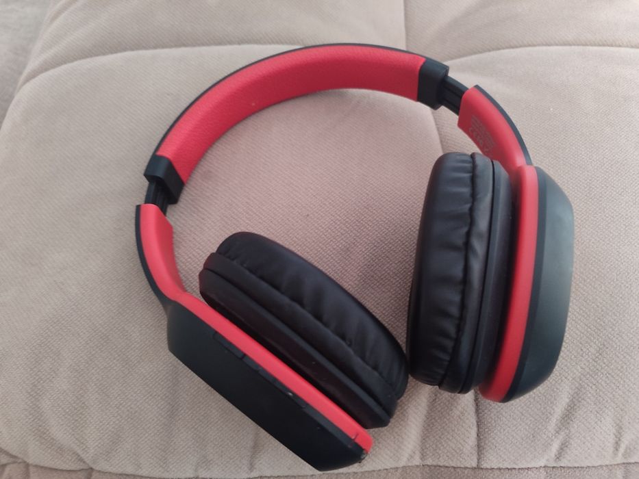 Наушники блютуз Celebrat