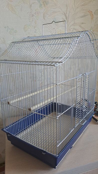 Клетка для  попугаев птиц