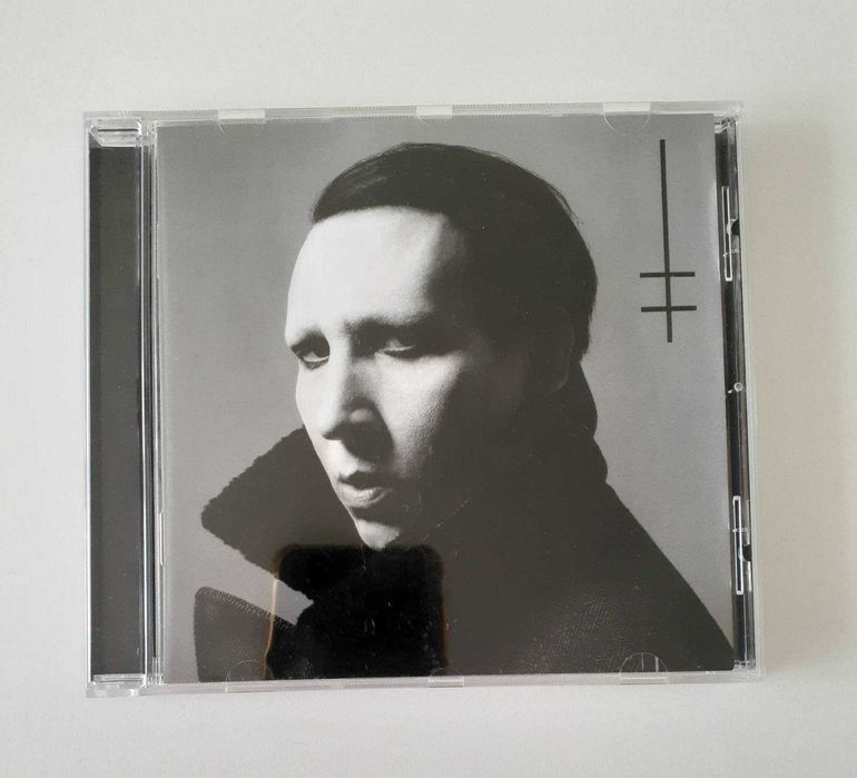 Оригинални Дискове CD-та на албуми с музика на Мерилин Менсън ( Marilyn Manson)